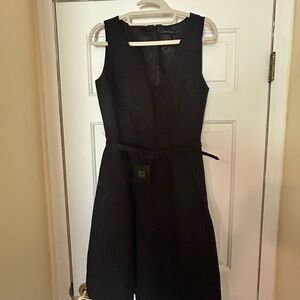 Elegant Black Sleeveless Dress